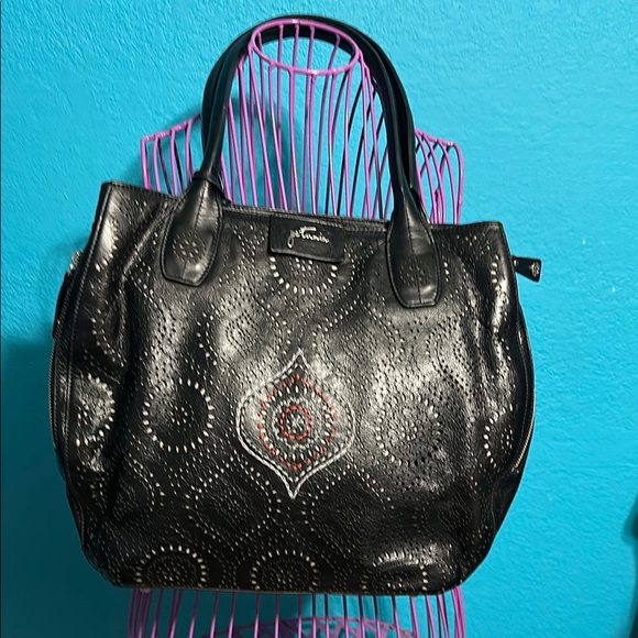 Limited edition beautiful leather tote by Petunia Pickle Bottom - Picture 1 of 12